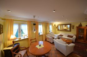  (1).29c  Lotsenhaus Wohnzimmer (21).JPG
